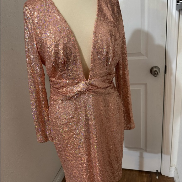 Charlotte Russe Sequin Long Sleeve Dress in Rose Gold - Picture 1 of 6